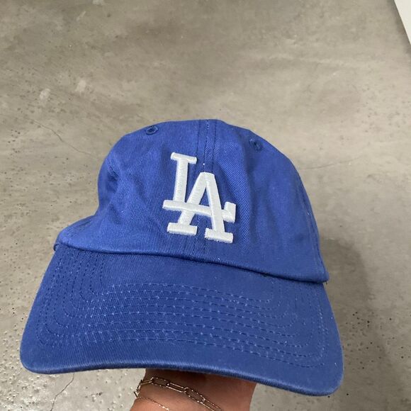 Los Angeles Dodgers Fan Favorite Clean Up Hat - Picture 2 of 7